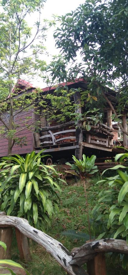 Happy Bungalow & Trekking Banlung Exterior foto