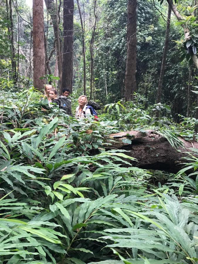 Happy Bungalow & Trekking Banlung Exterior foto